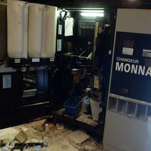 uqam26-1428577654